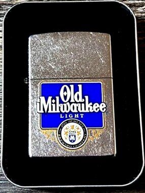2007 Old Milwaukie Light Beer Zippo Lighter